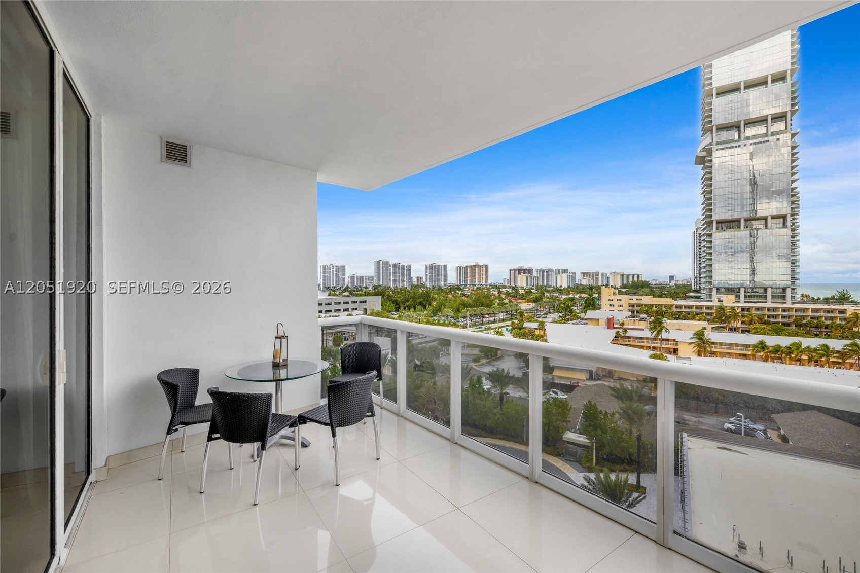 TRUMP ROYALE CONDO - Residential Lease