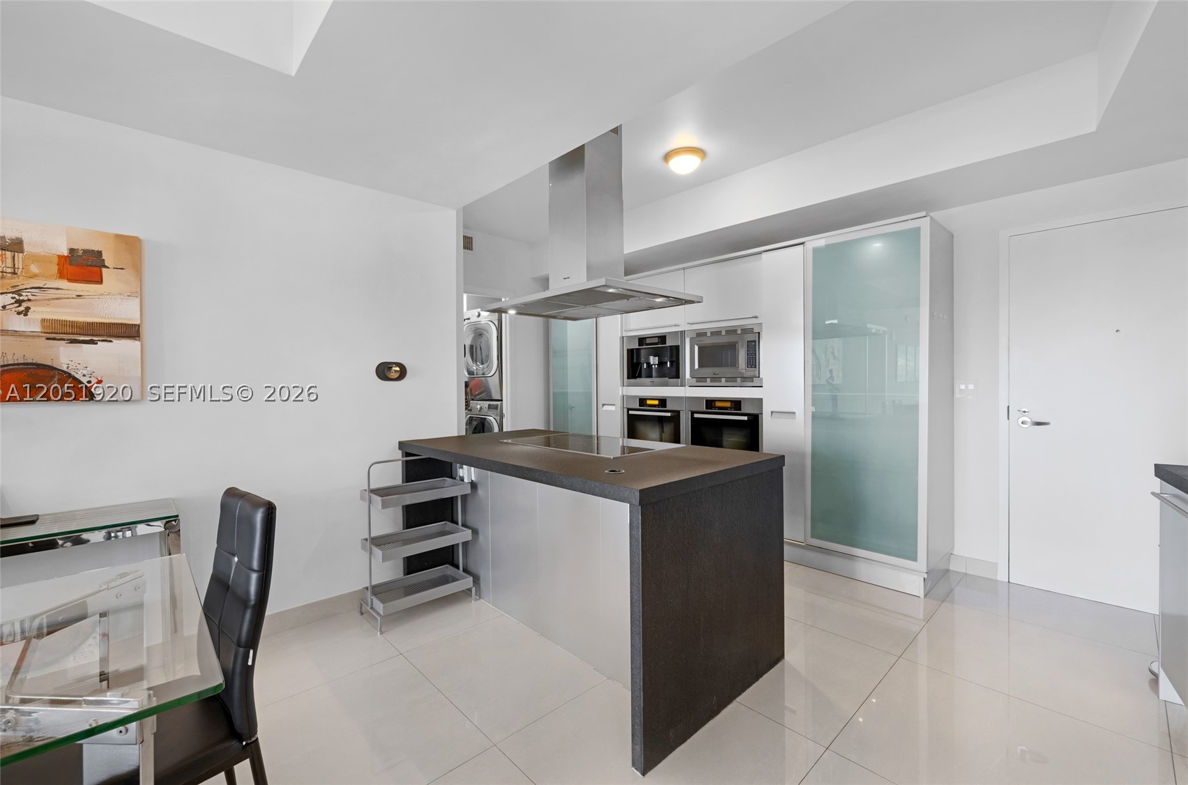 TRUMP ROYALE CONDO - Residential Lease