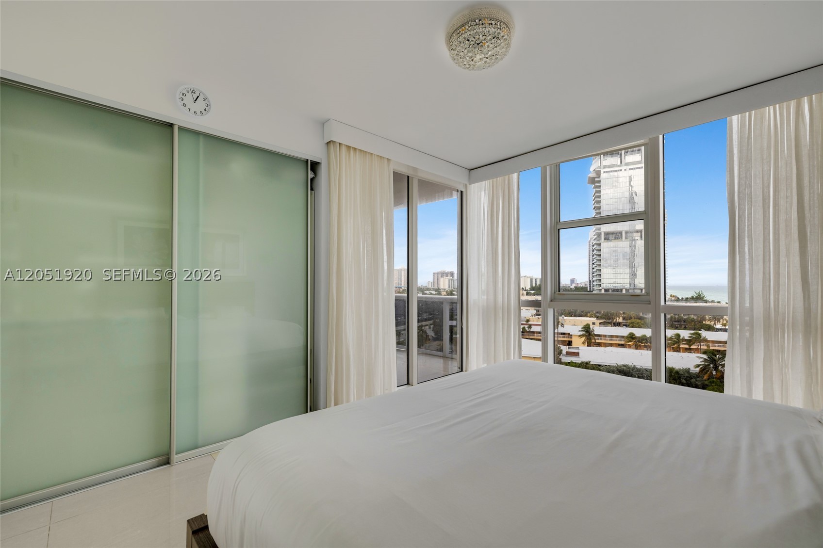 TRUMP ROYALE CONDO - Residential Lease