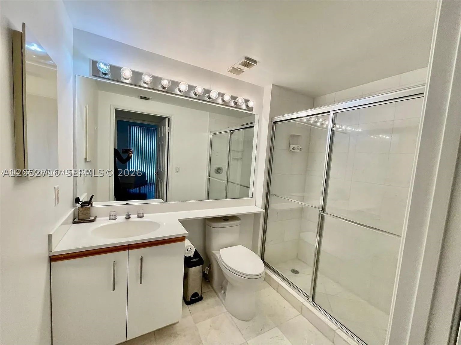 MYSTIC POINTE TOWER 600 C - Residential Lease