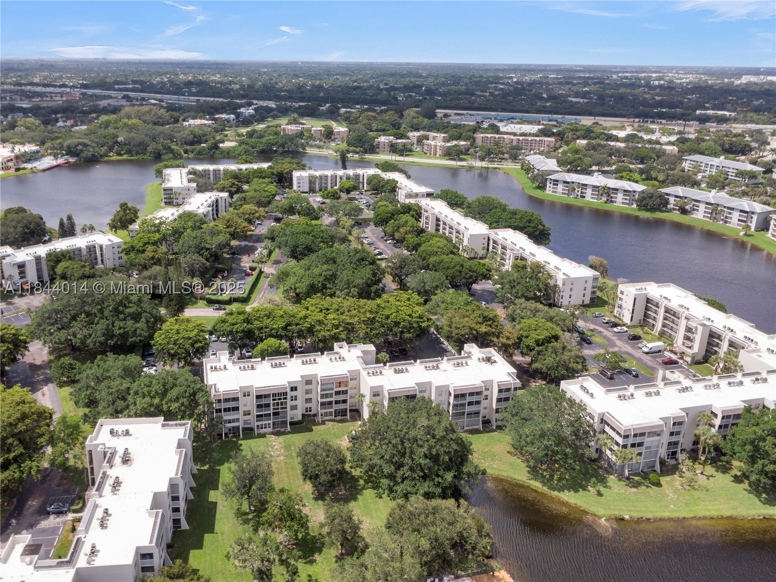 POINCIANA 1 OF PINE ISLAN - Residential