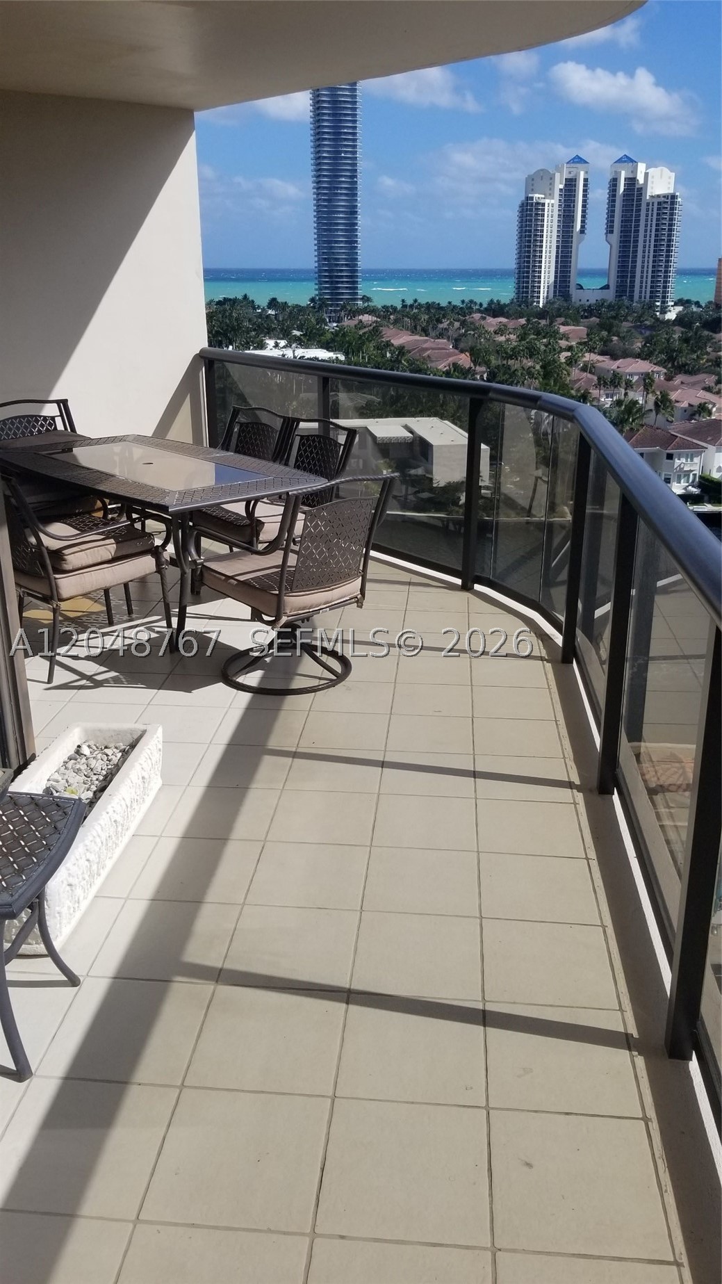 TURNBERRY ISLE SOUTH COND - Residential Lease