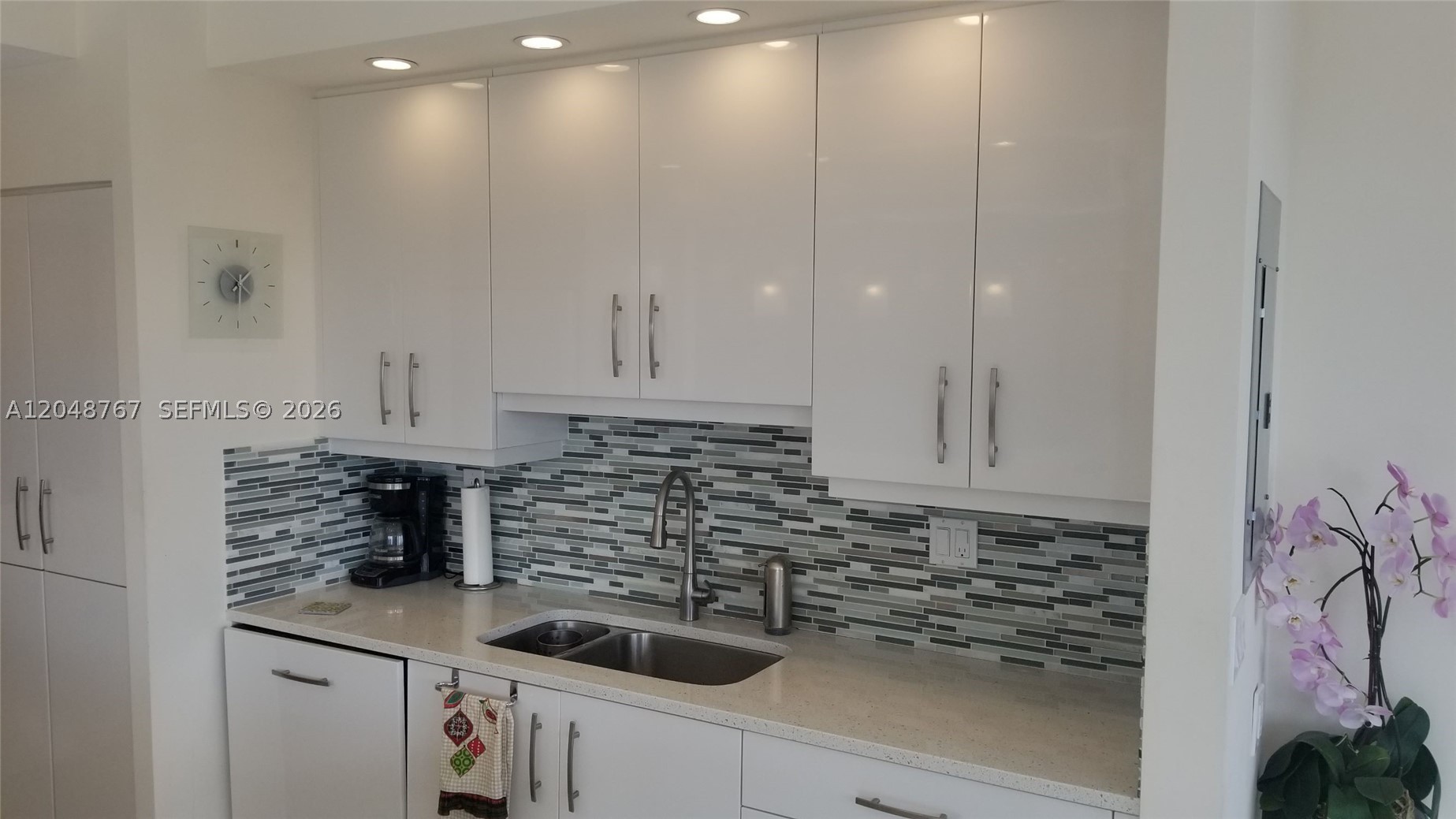 TURNBERRY ISLE SOUTH COND - Residential Lease