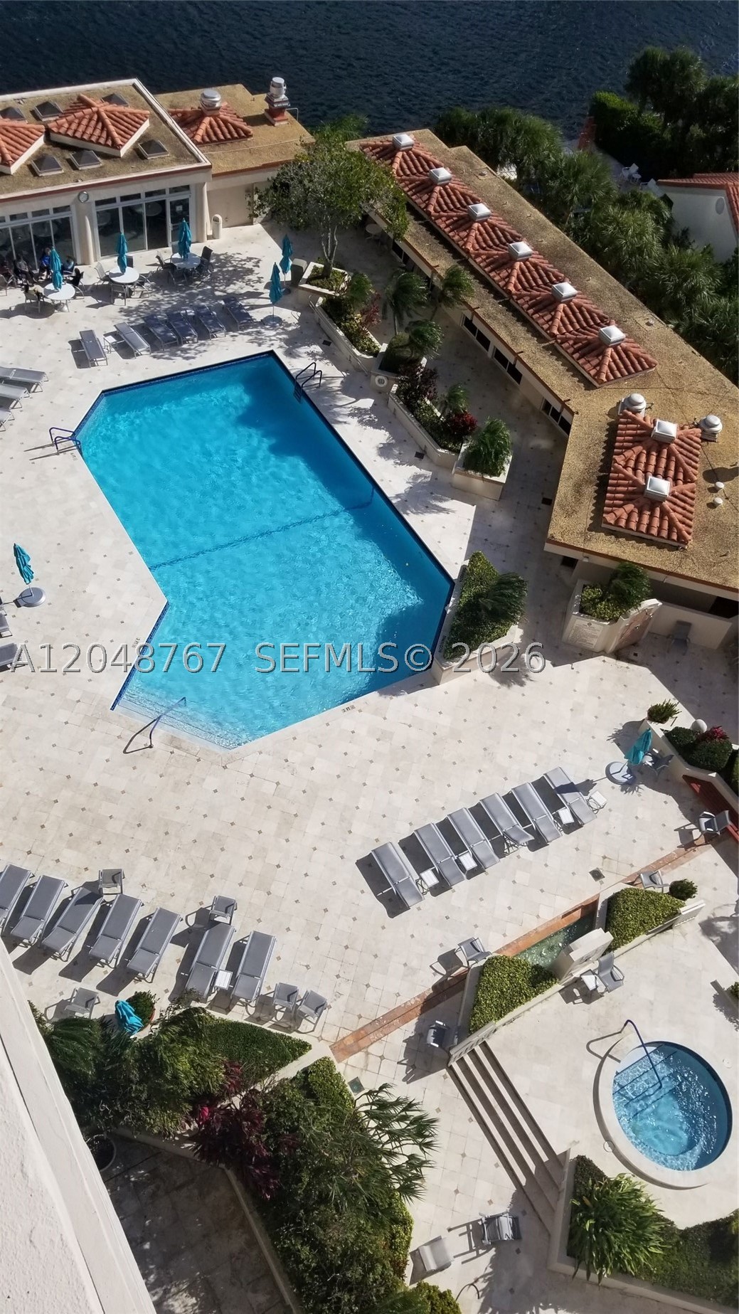 TURNBERRY ISLE SOUTH COND - Residential Lease