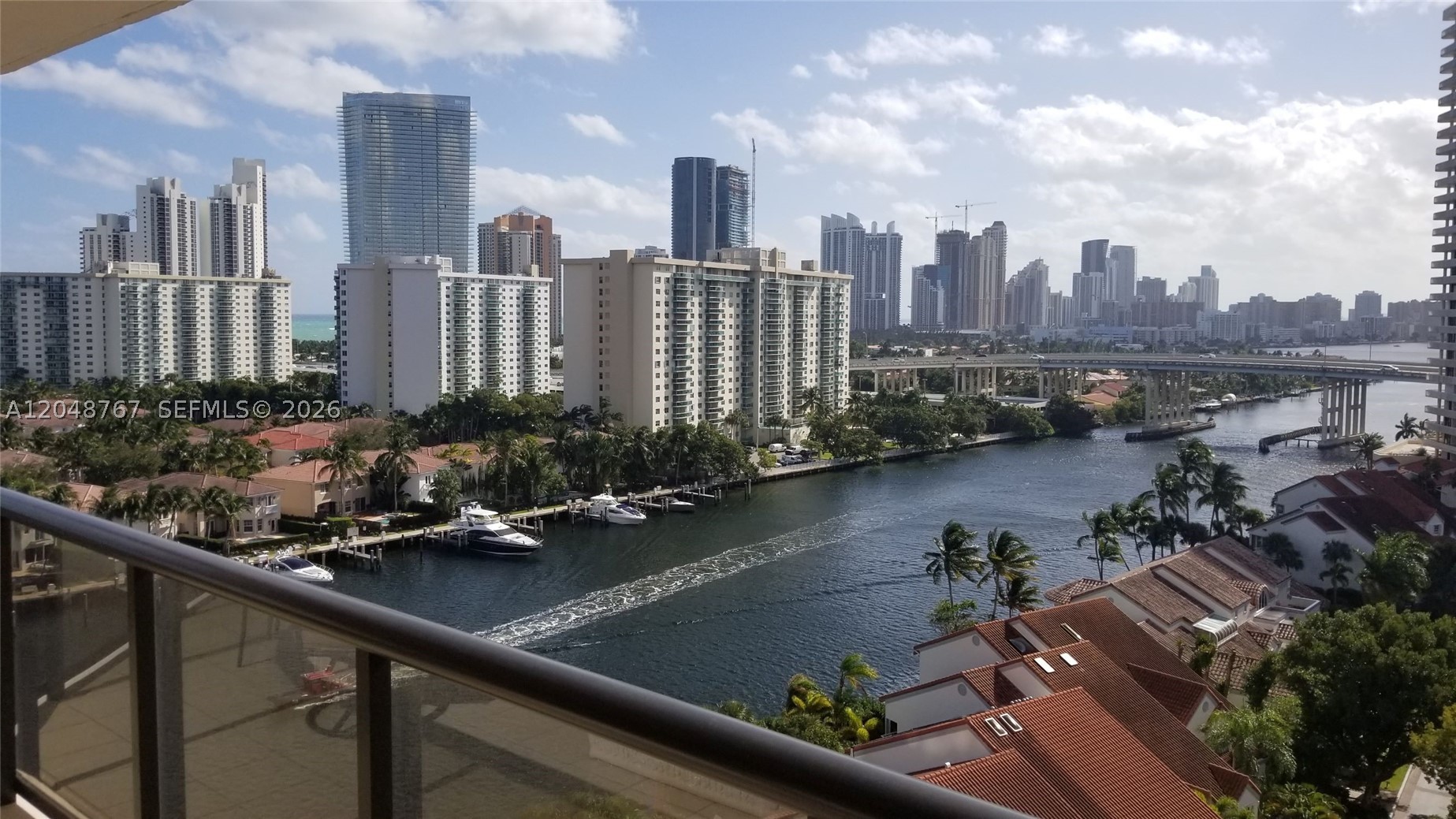 TURNBERRY ISLE SOUTH COND - Residential Lease