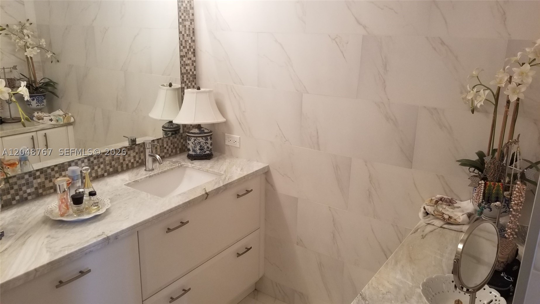 TURNBERRY ISLE SOUTH COND - Residential Lease