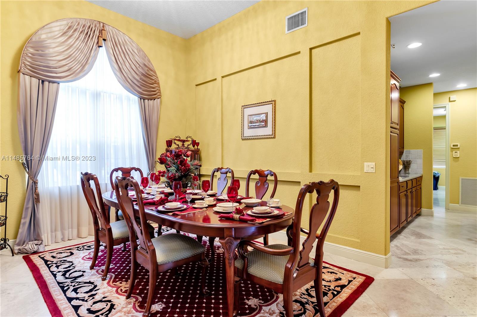 COUNTRY GLEN - Residential