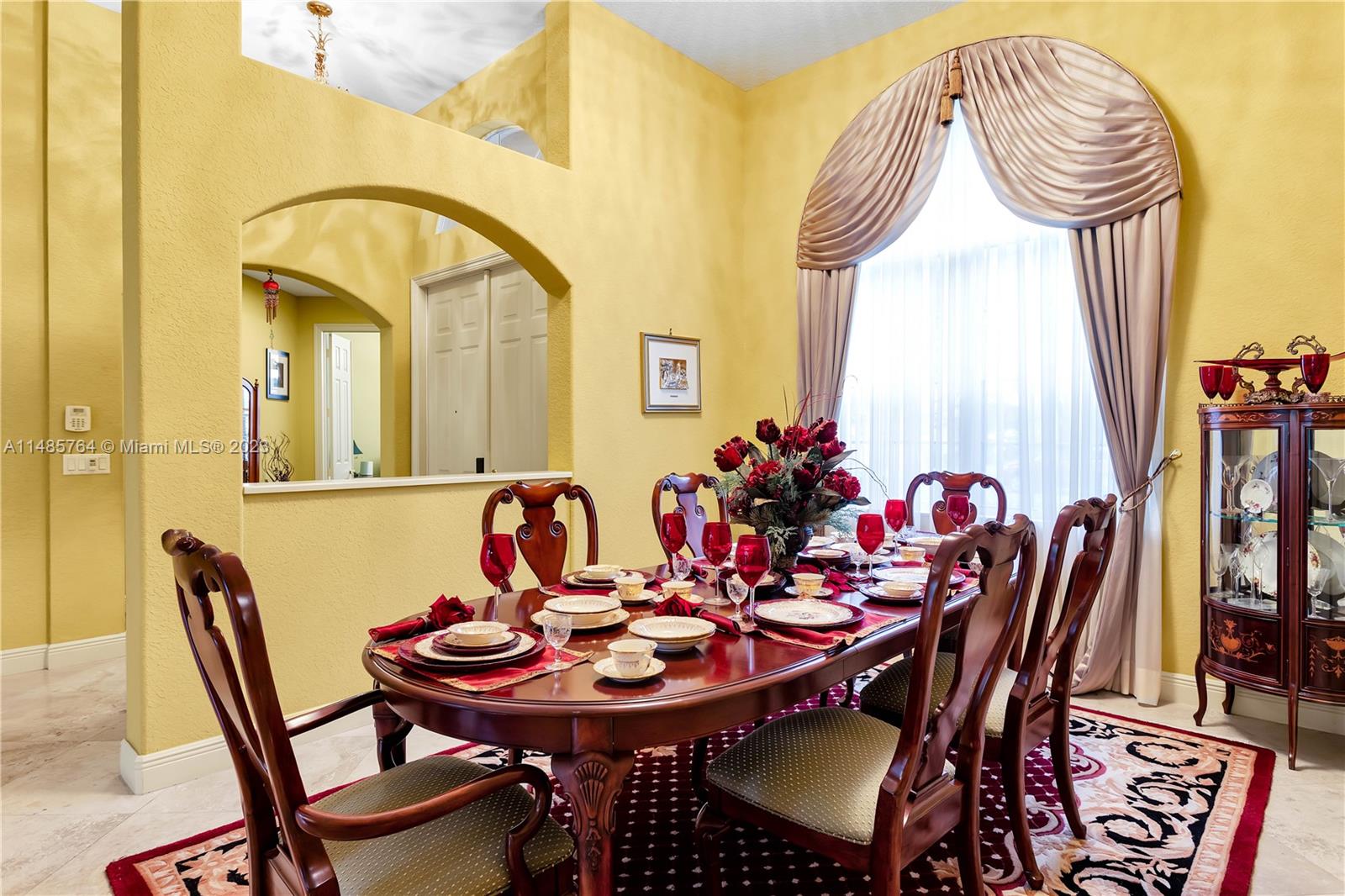 COUNTRY GLEN - Residential