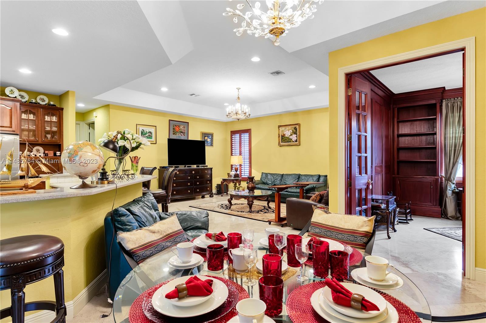 COUNTRY GLEN - Residential