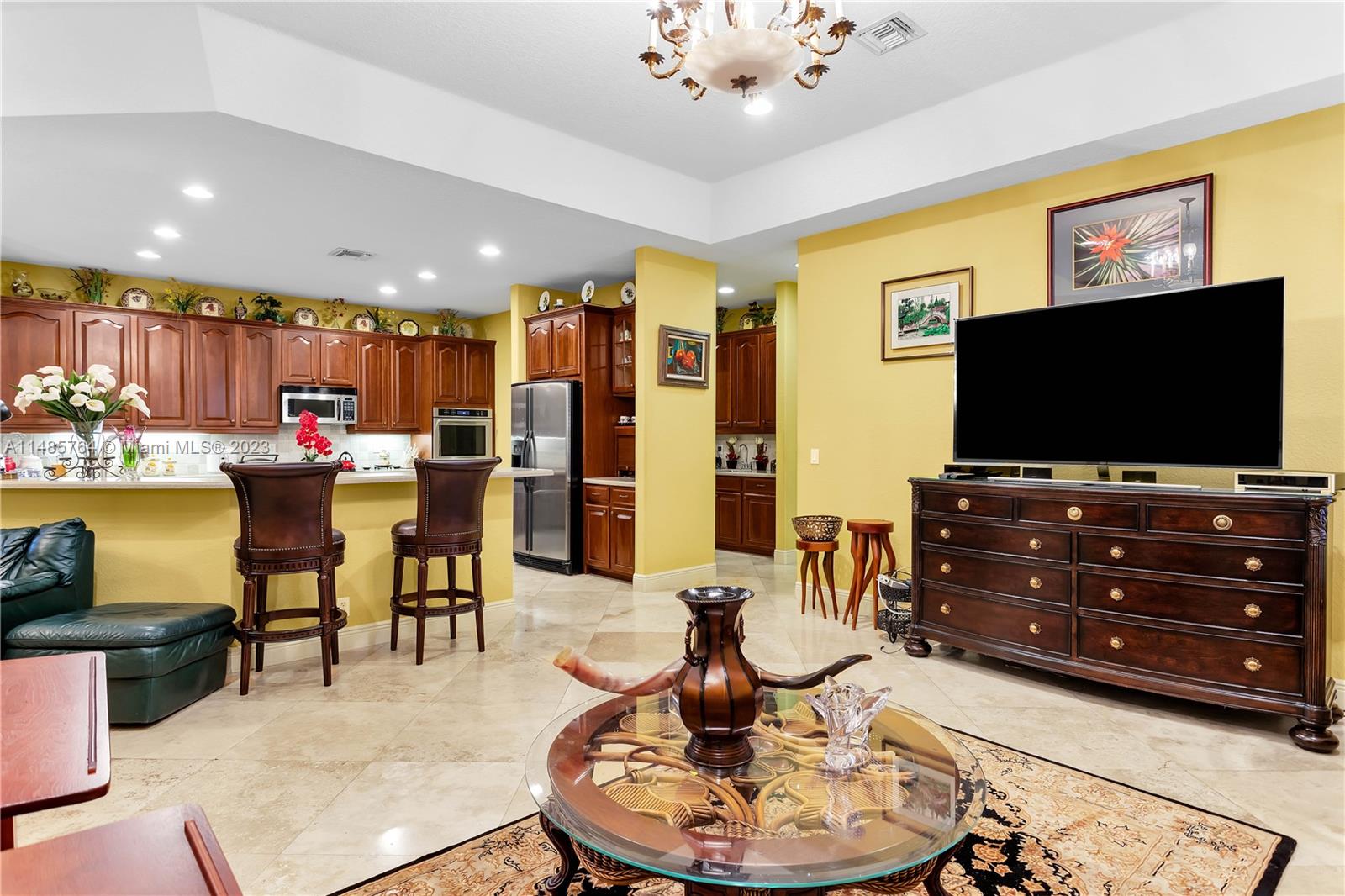 COUNTRY GLEN - Residential