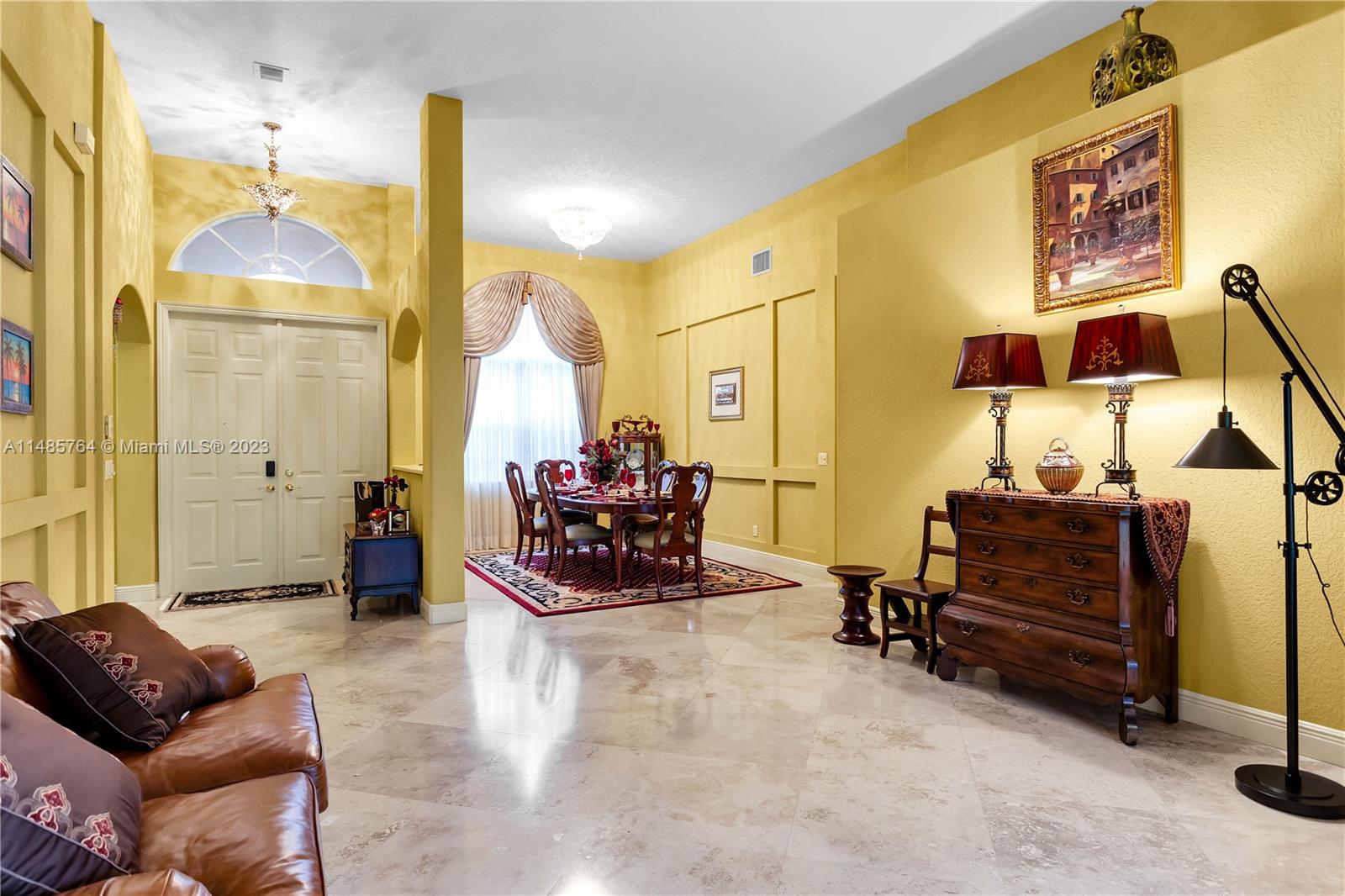 COUNTRY GLEN - Residential