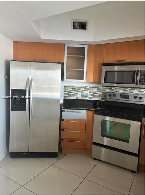 OPERA TOWER CONDO - Residential