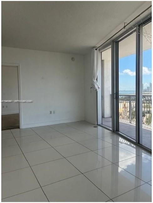OPERA TOWER CONDO - Residential