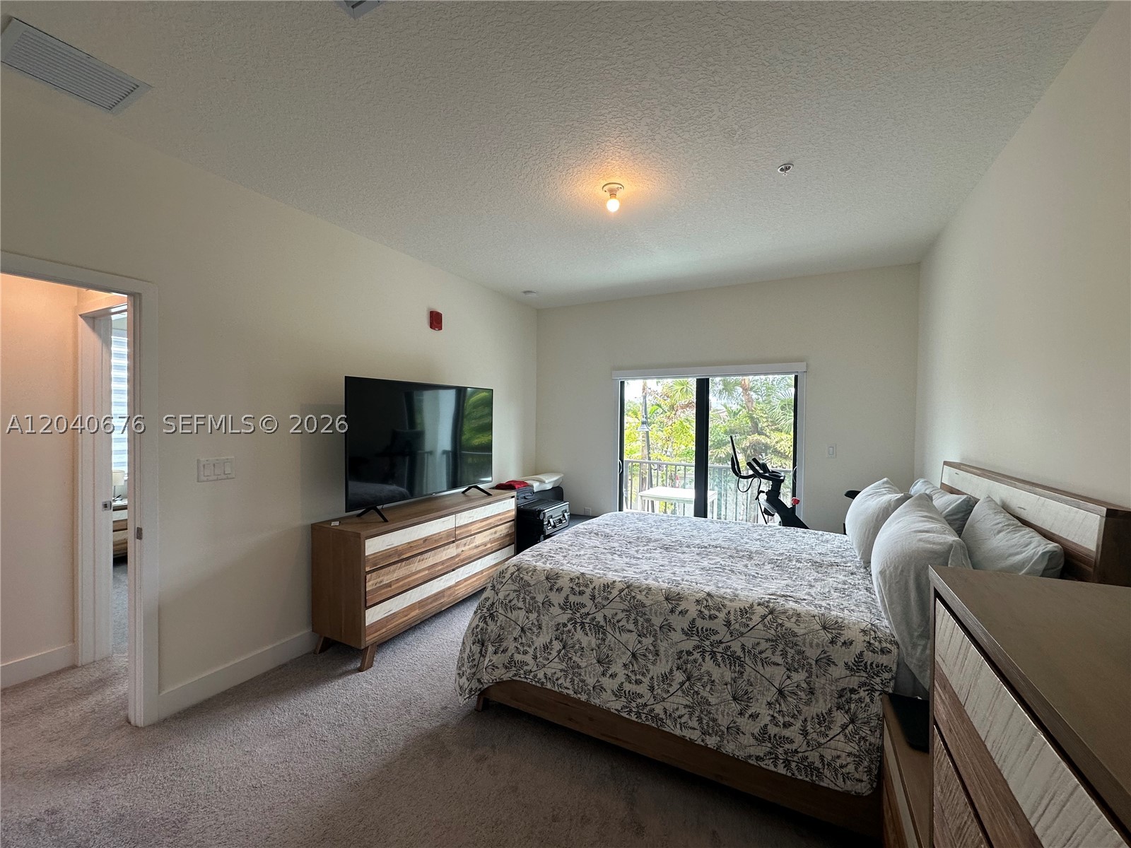 DOWNTOWN DORAL SOUTH PHAS - Residential