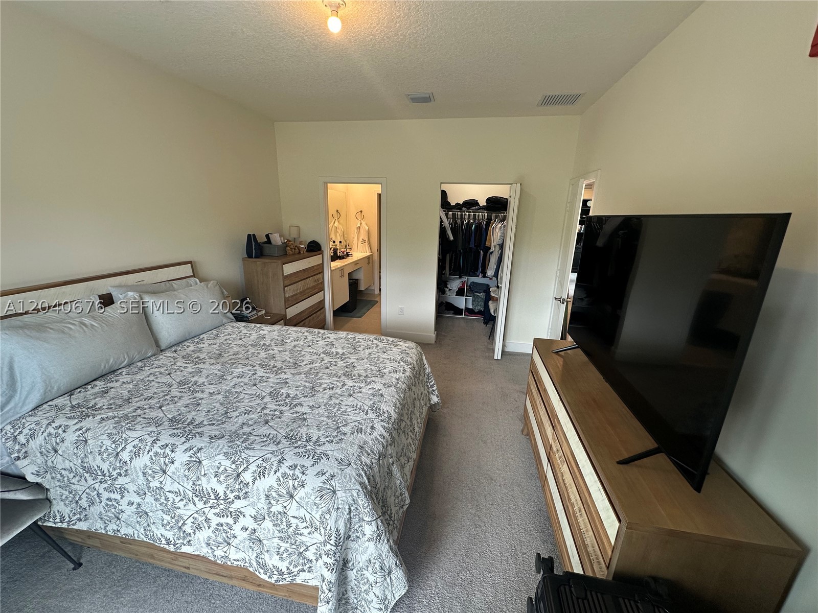 DOWNTOWN DORAL SOUTH PHAS - Residential
