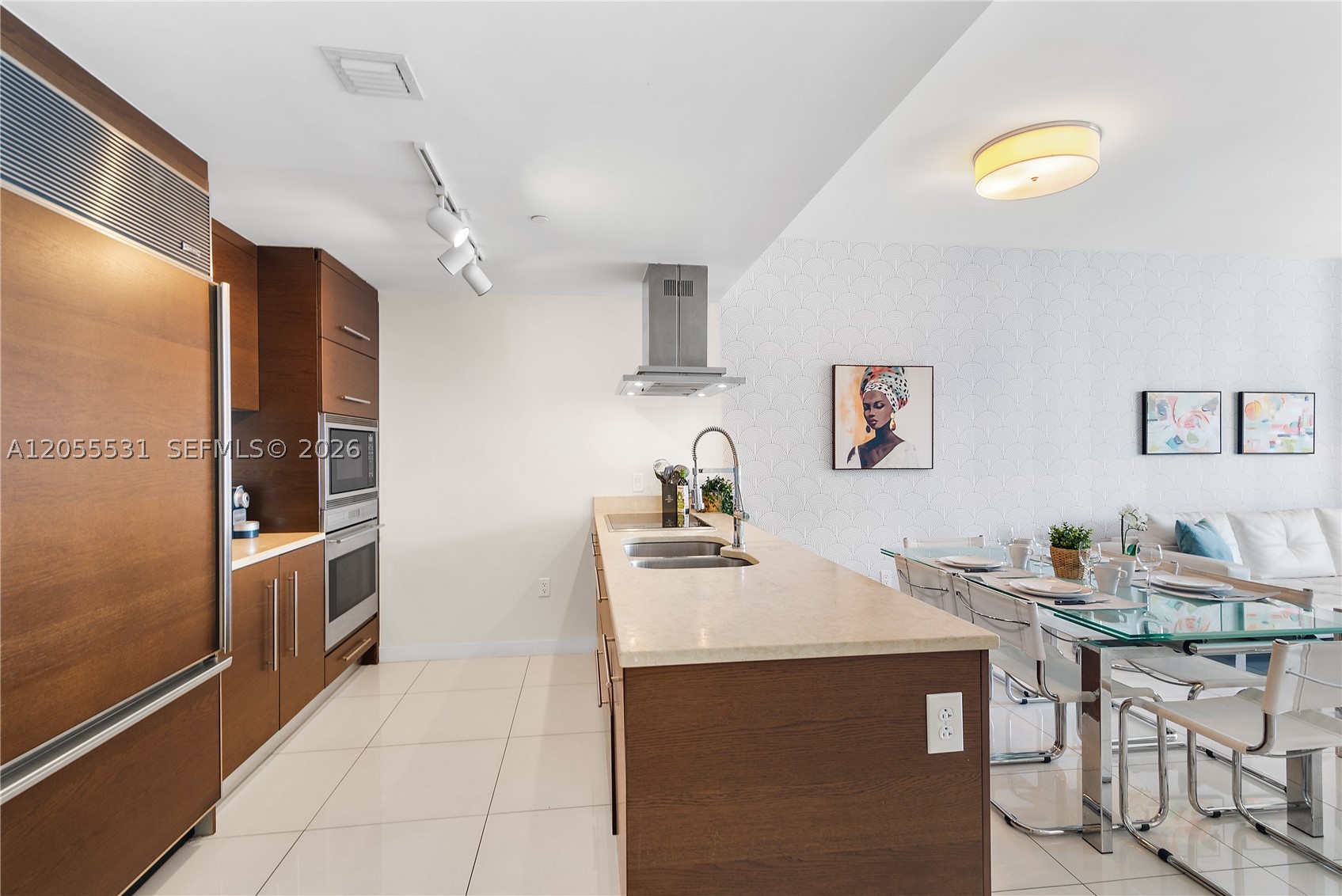 ICON BRICKELL CONDO NO 3 - Residential