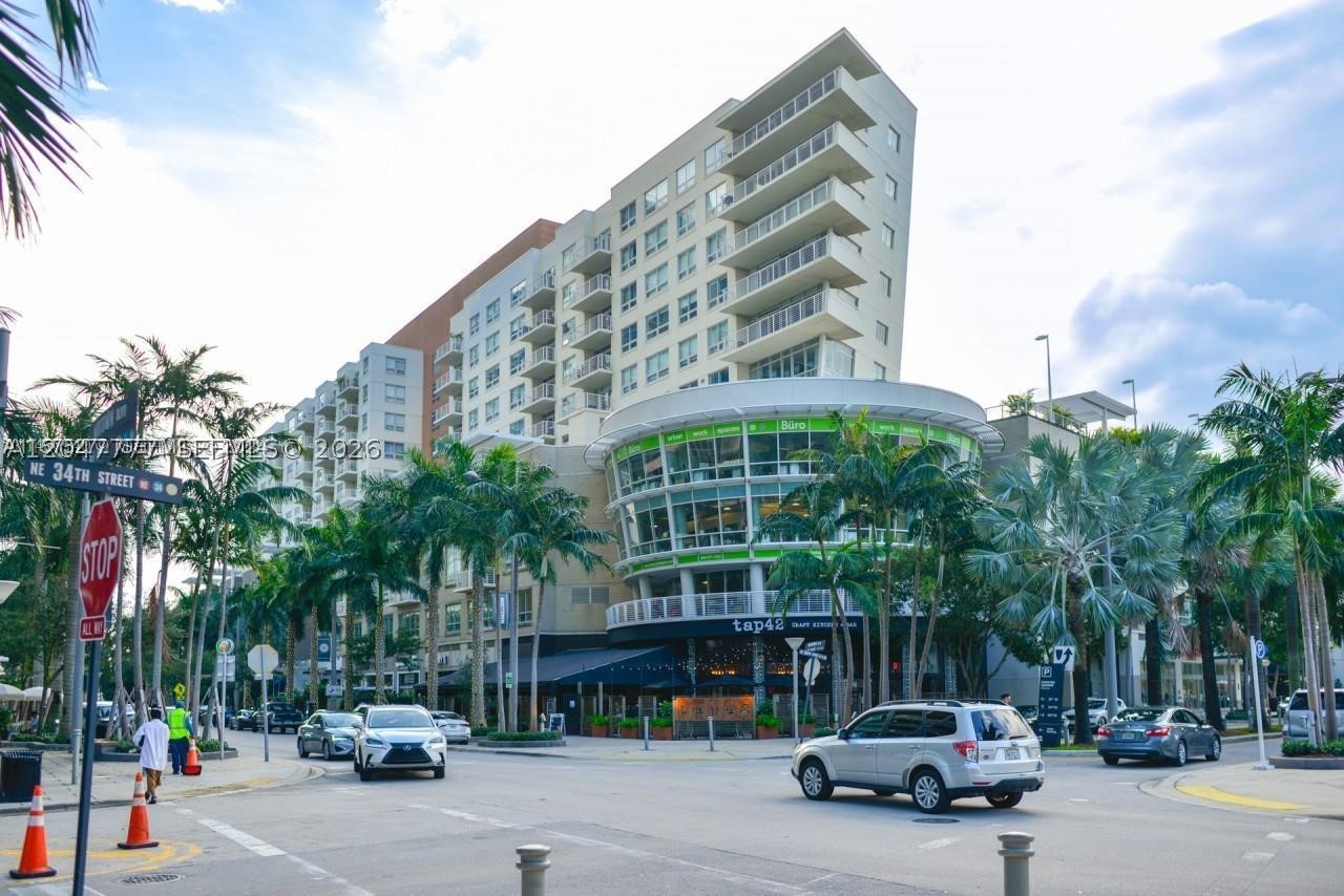 MIDBLOCK MIAMI CONDO - Residential