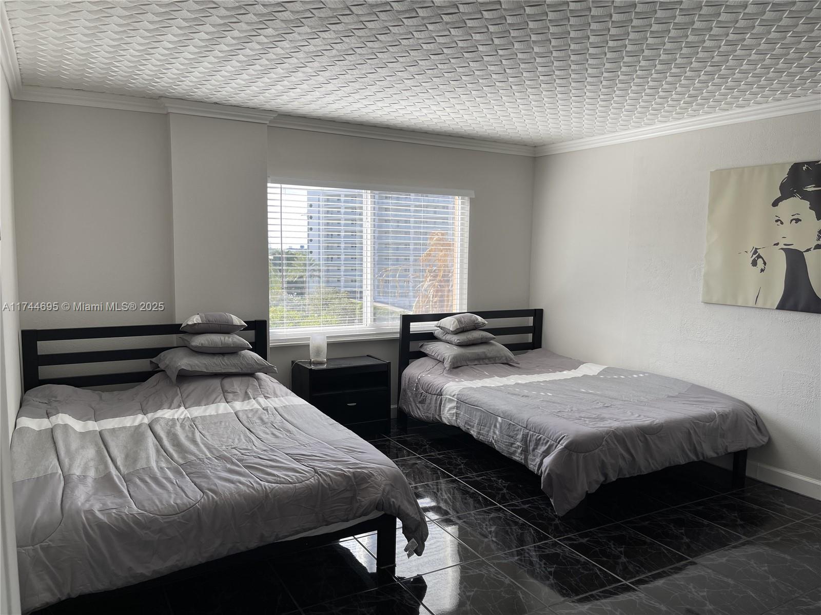 MARBELLA TOWER CONDO - Residential