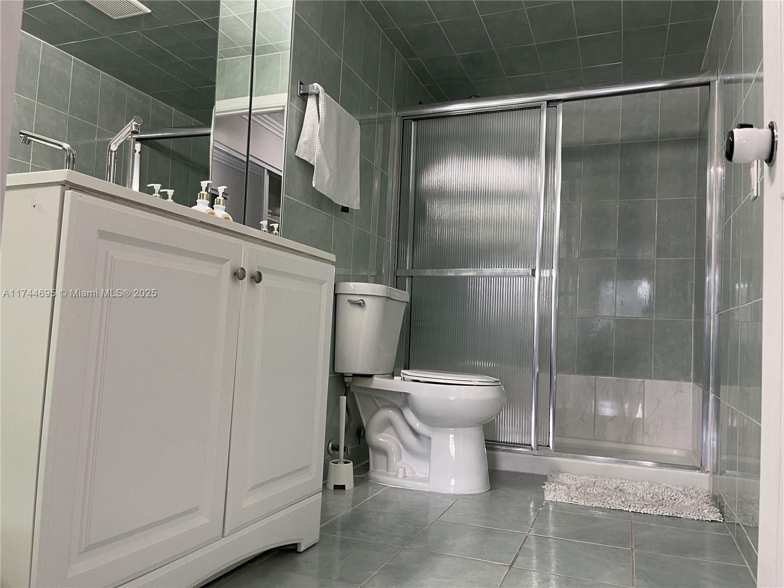 MARBELLA TOWER CONDO - Residential