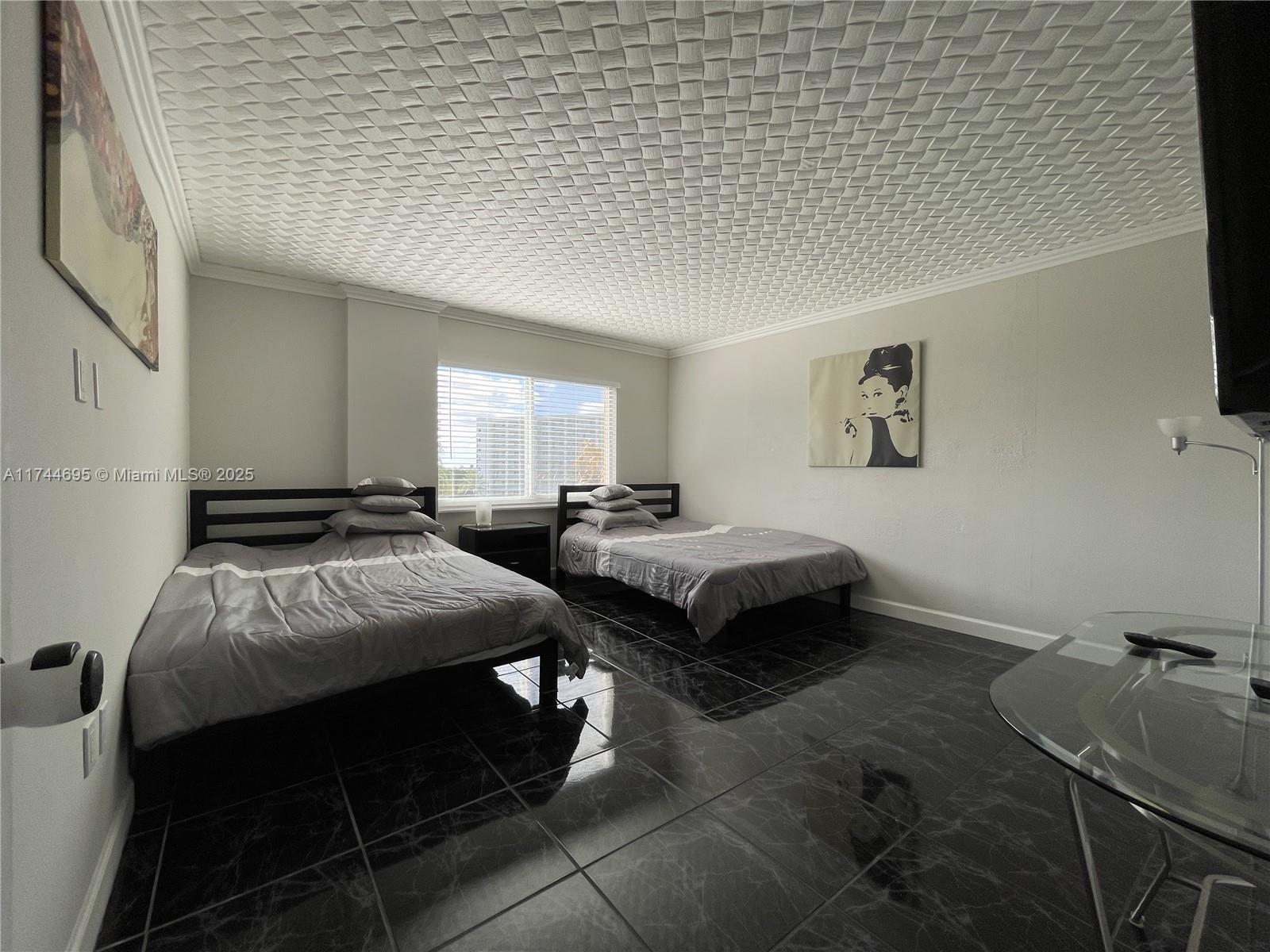 MARBELLA TOWER CONDO - Residential
