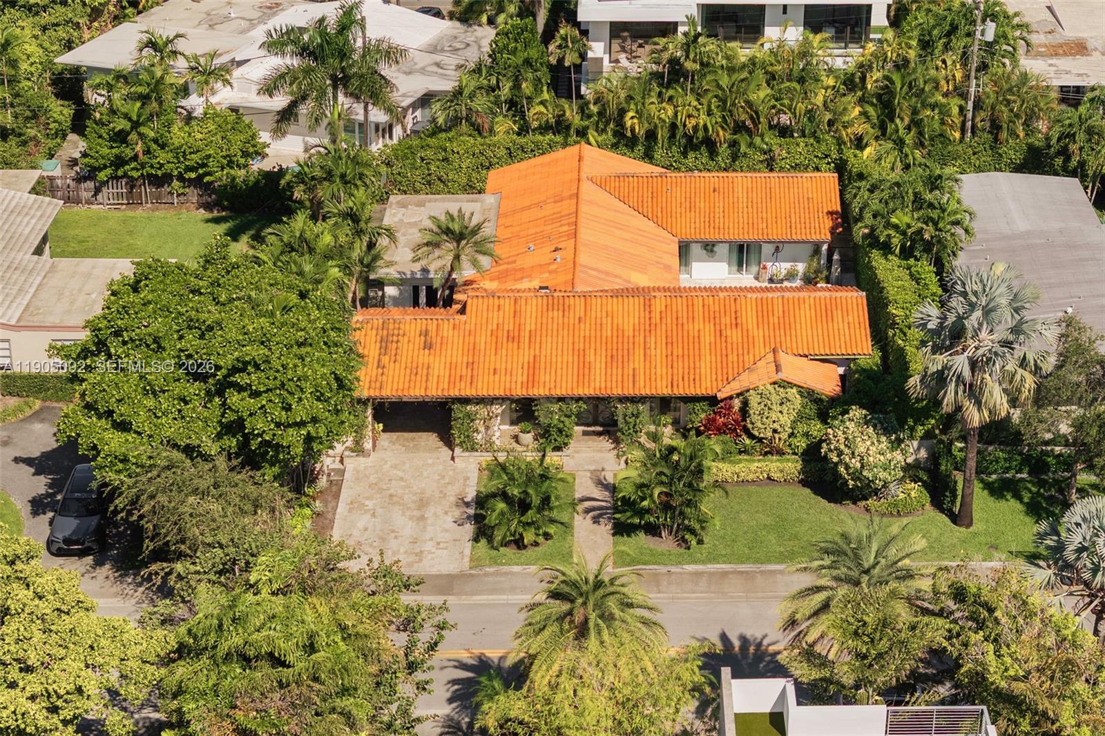 BAY HARBOR ISLAND - Residential
