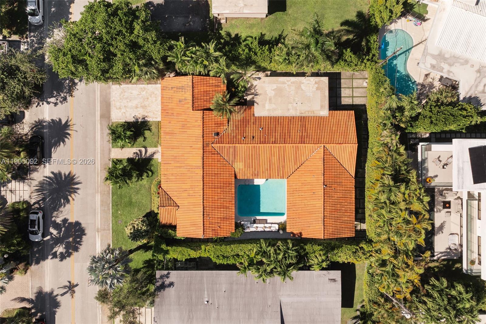 BAY HARBOR ISLAND - Residential