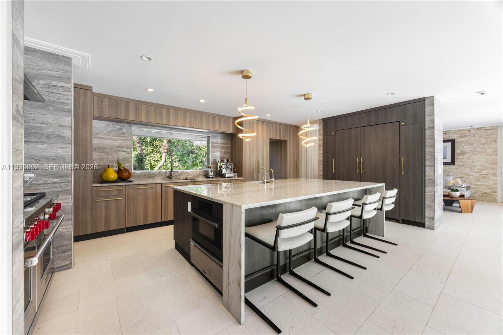 BAY HARBOR ISLAND - Residential