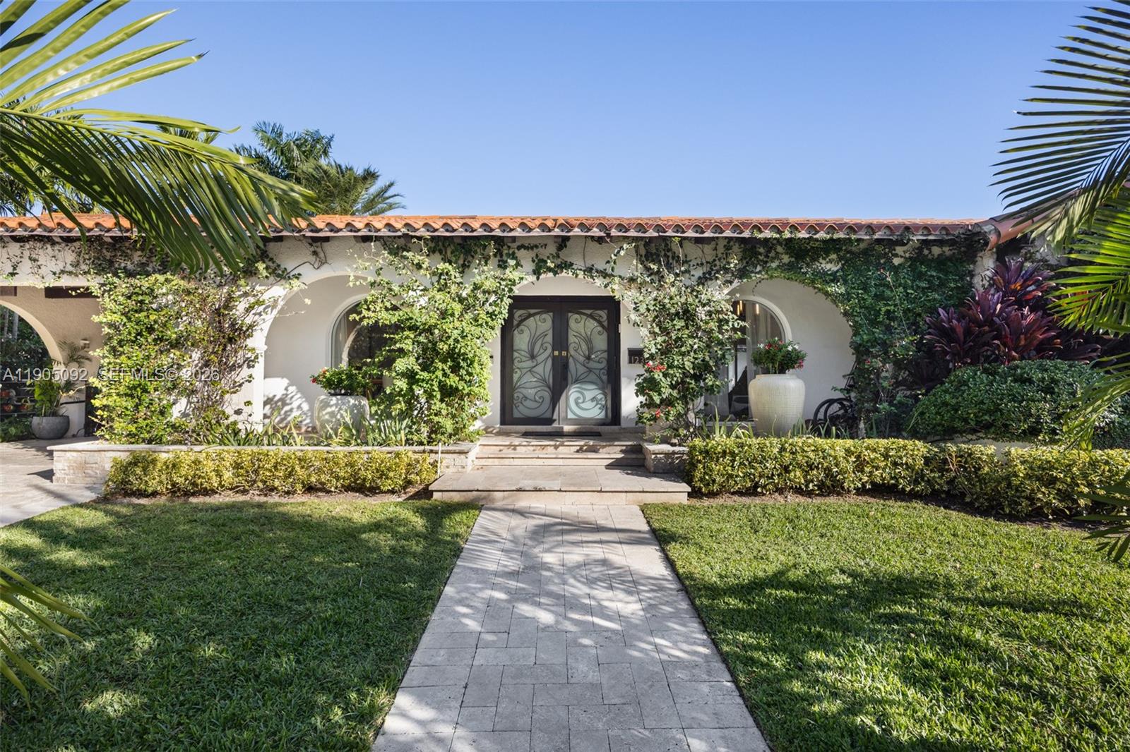BAY HARBOR ISLAND - Residential