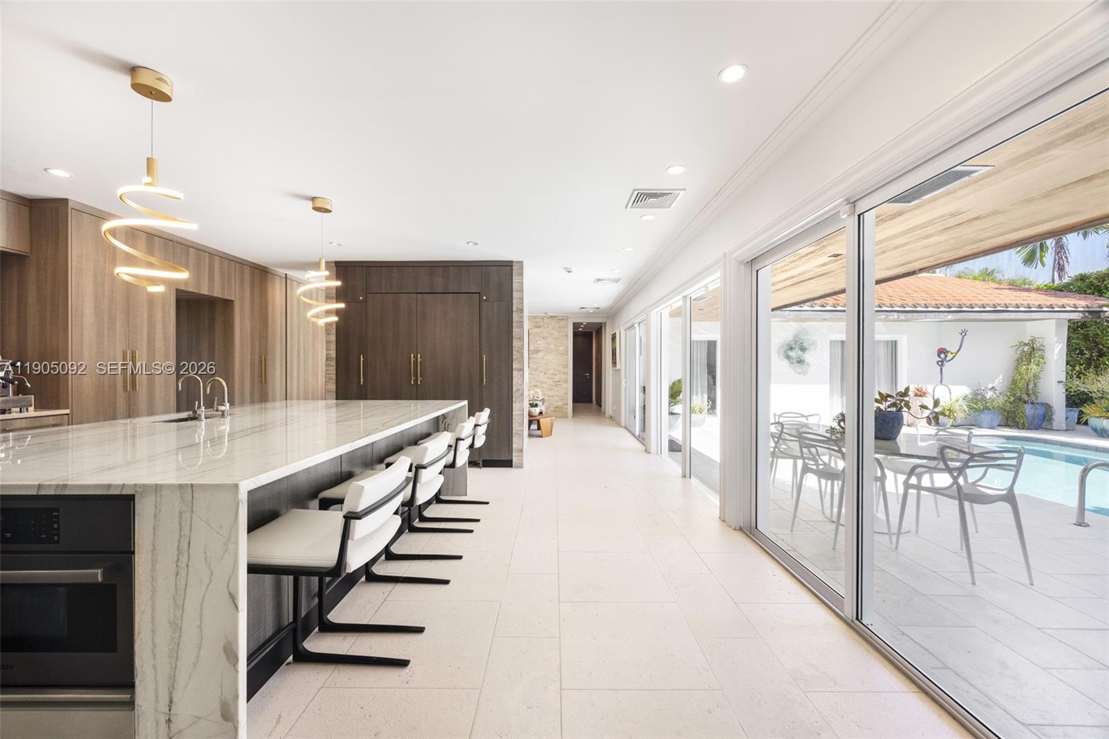 BAY HARBOR ISLAND - Residential