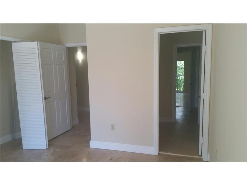PENT CONDO - Residential Lease