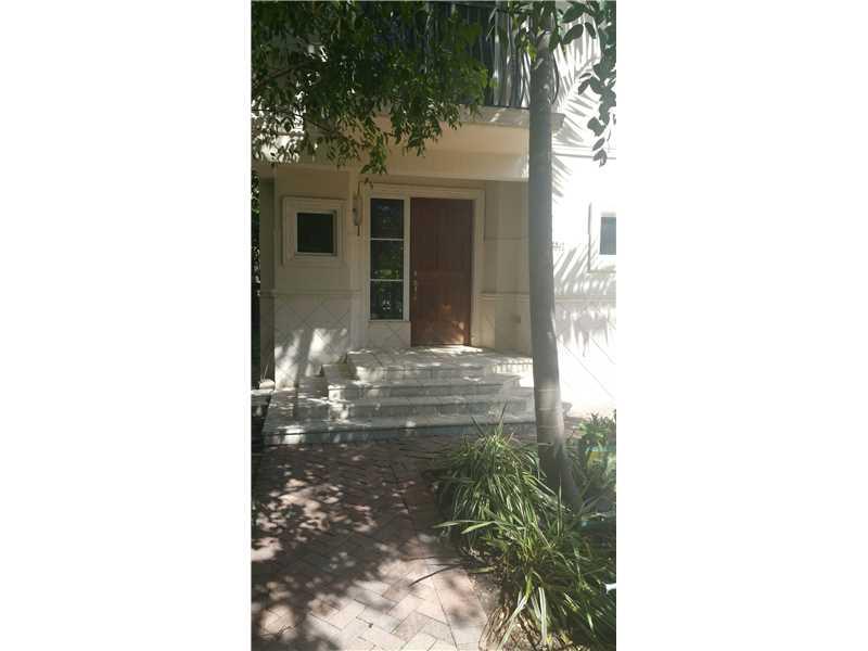 PENT CONDO - Residential Lease