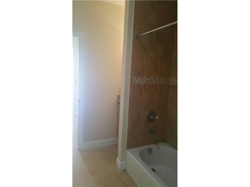 PENT CONDO - Residential Lease