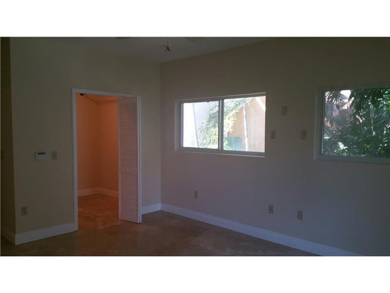PENT CONDO - Residential Lease