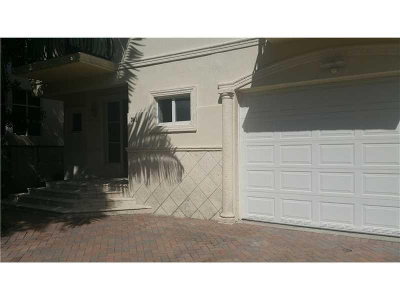 PENT CONDO - Residential Lease