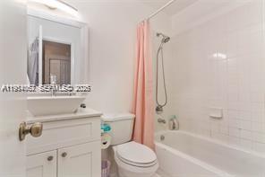 FLAMINGO GARDENS - Residential Lease