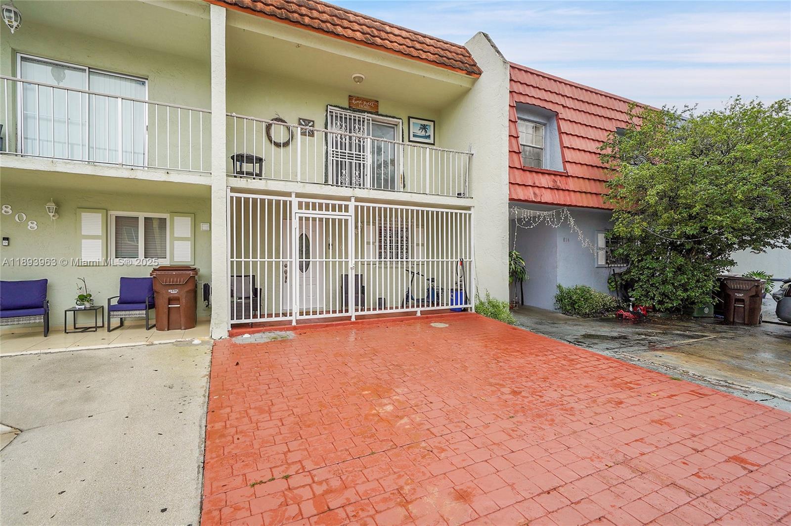 BRADLEY ESTATES - Residential
