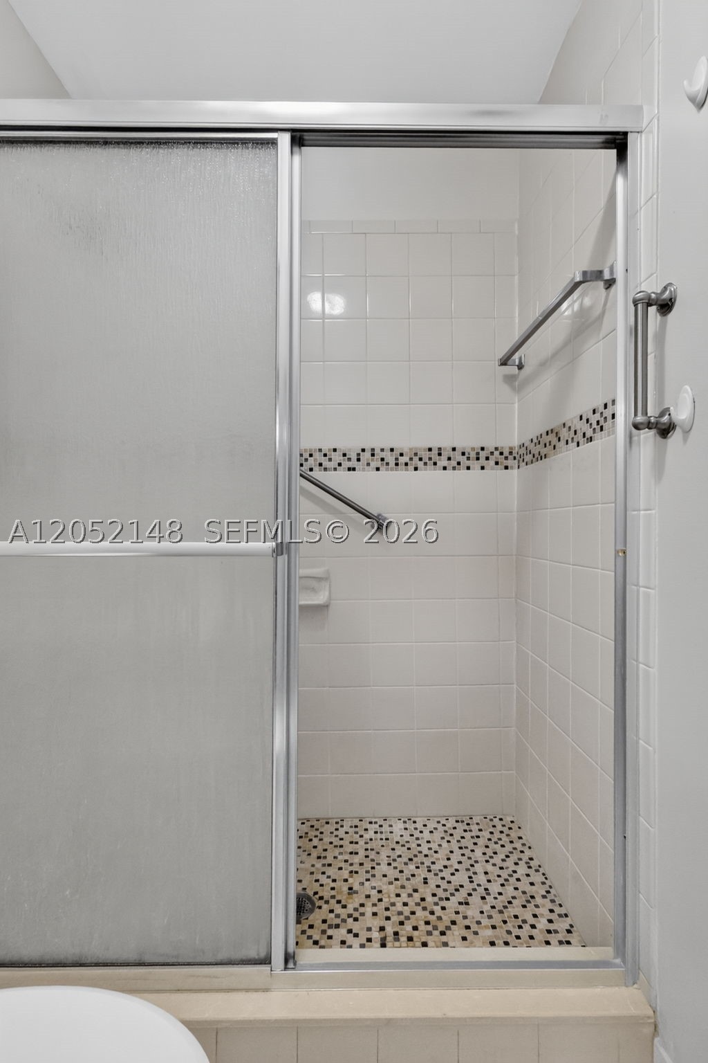 LUCERNE POINTE ONE,TWO,TH - Residential