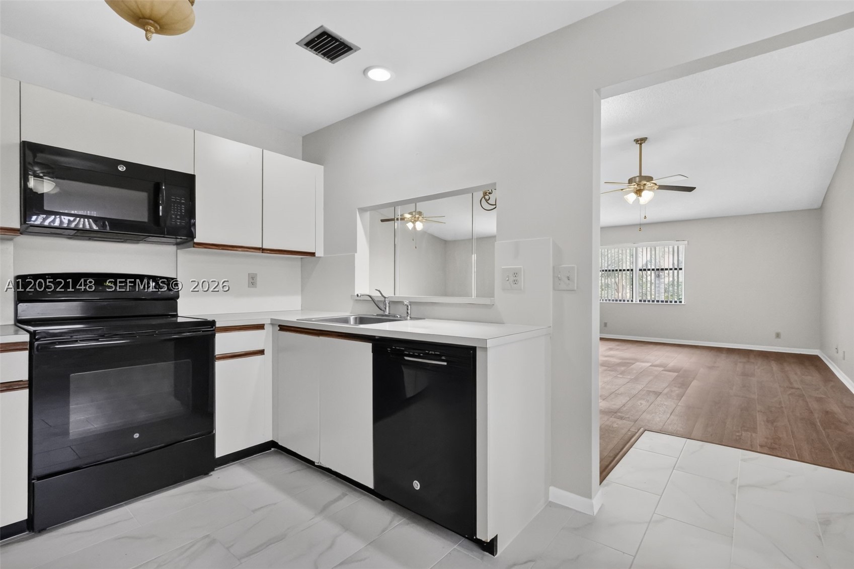 LUCERNE POINTE ONE,TWO,TH - Residential