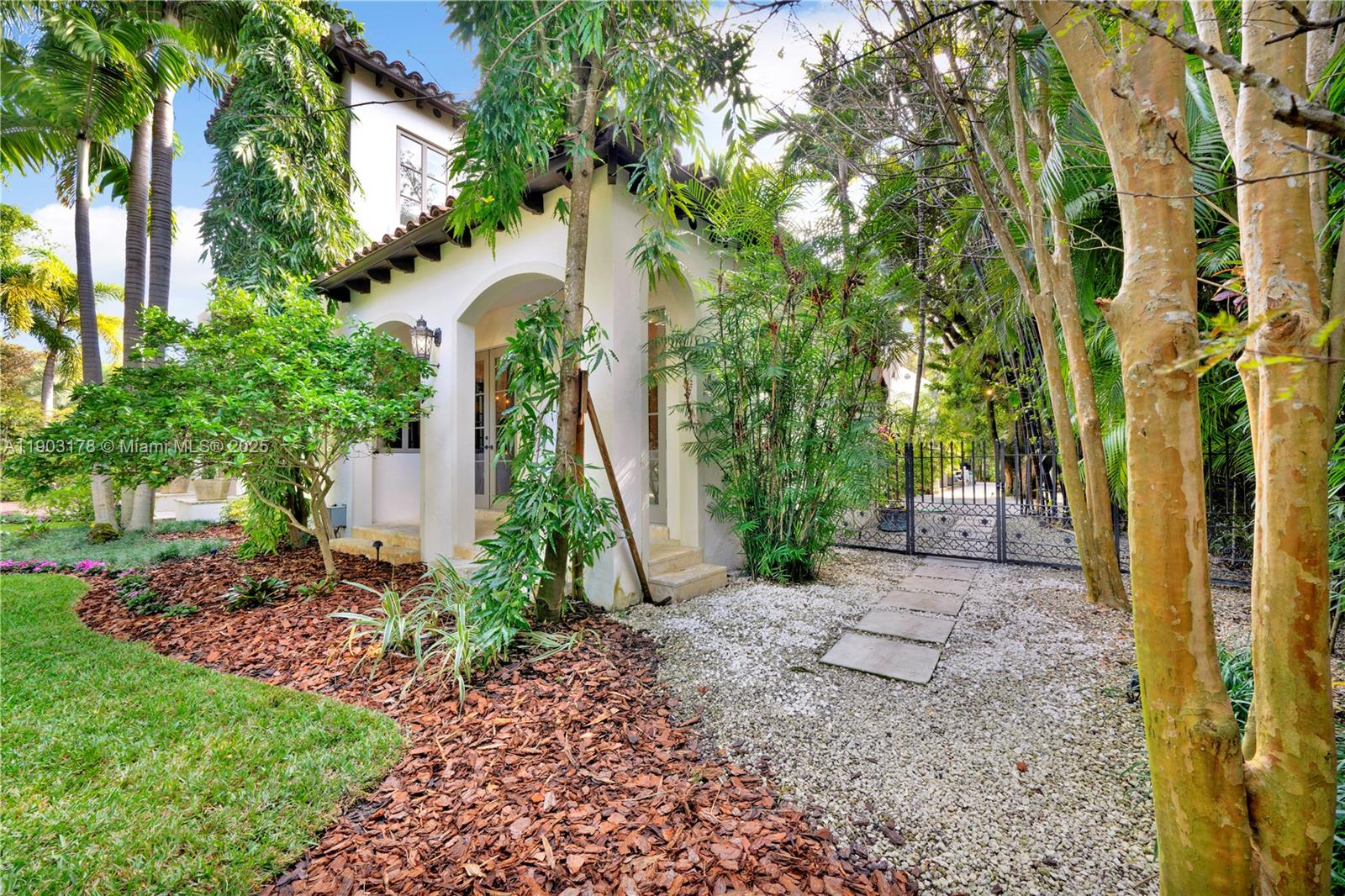 CORAL GABLES C C SEC 3 - Residential