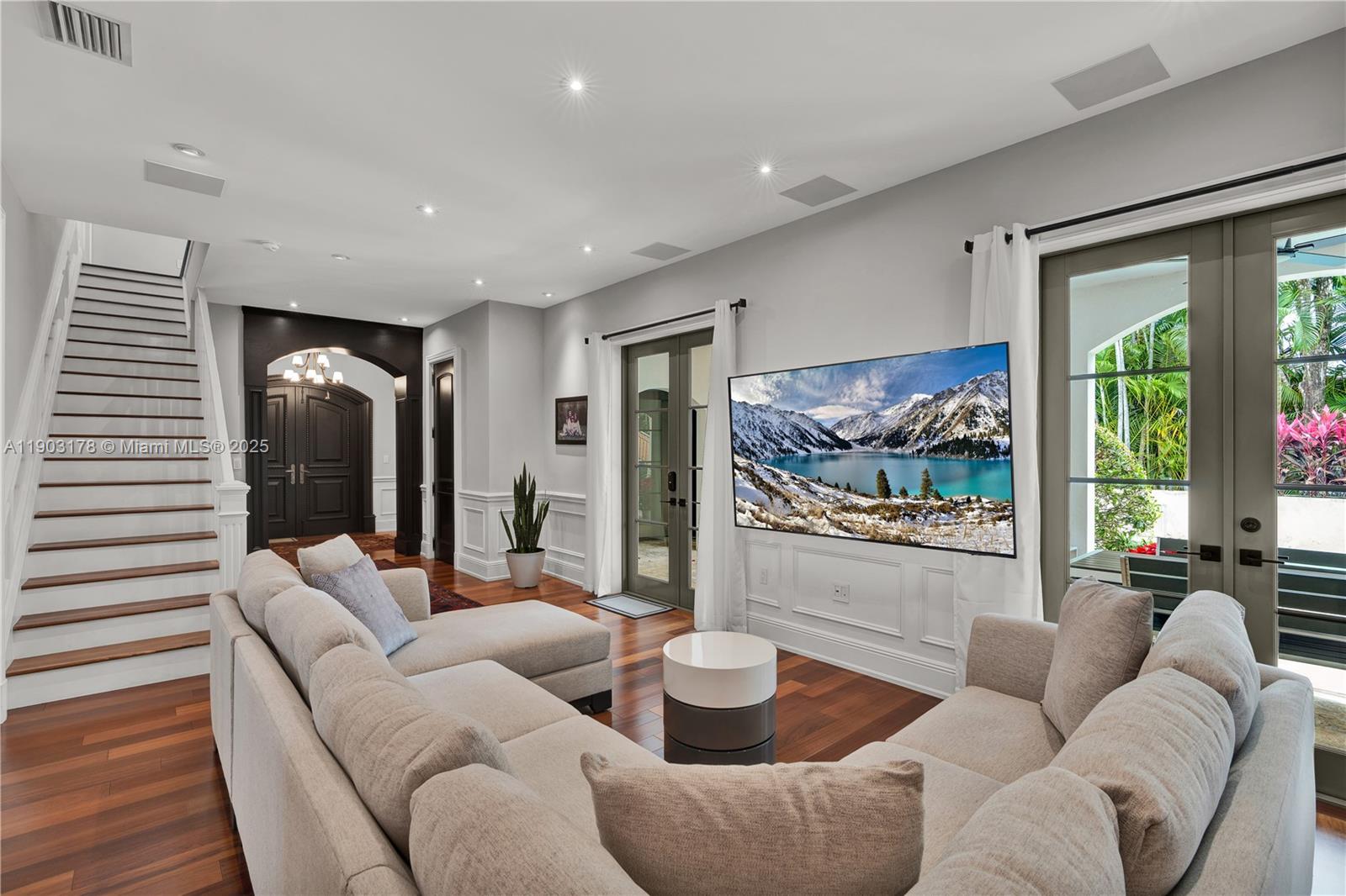 CORAL GABLES C C SEC 3 - Residential