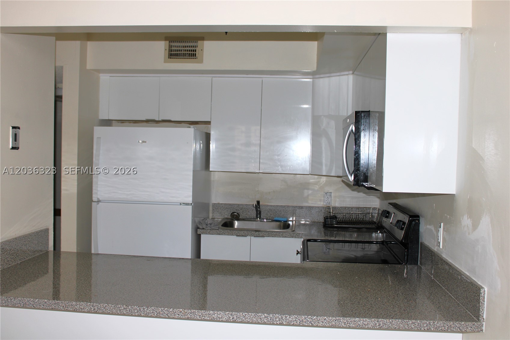 ALHAMBRA VI CONDO - Residential Lease