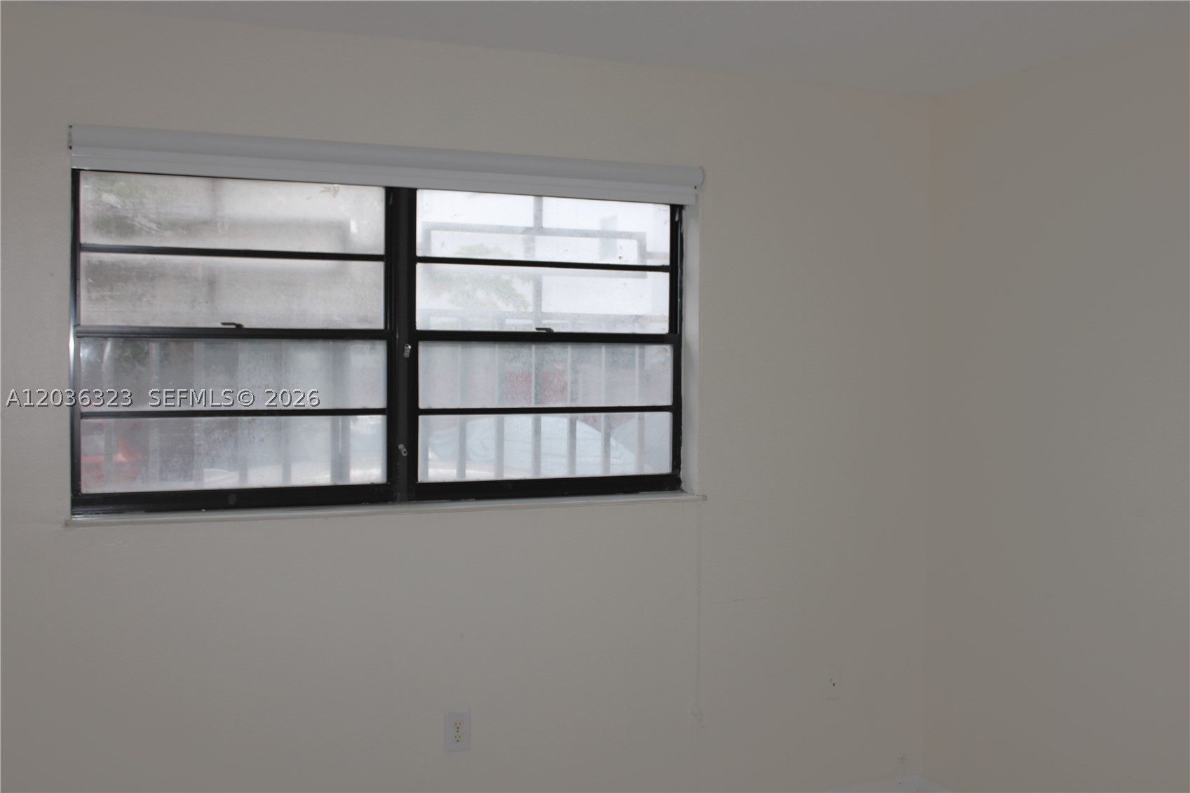 ALHAMBRA VI CONDO - Residential Lease