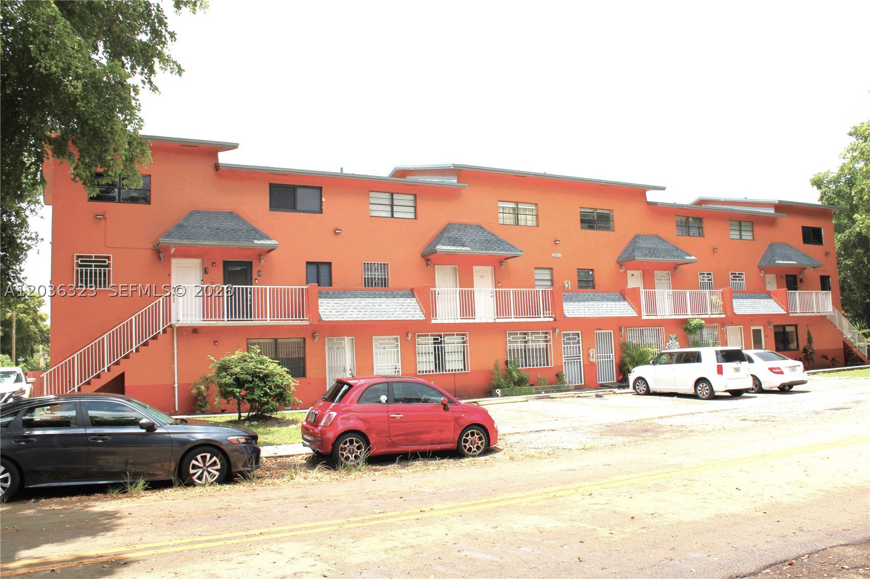 ALHAMBRA VI CONDO - Residential Lease