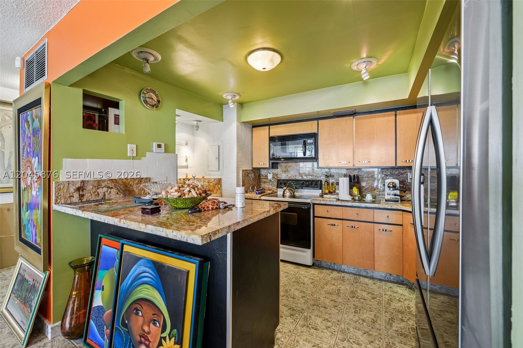 BAYVIEW TOWERS CONDO SOUT - Residential Lease