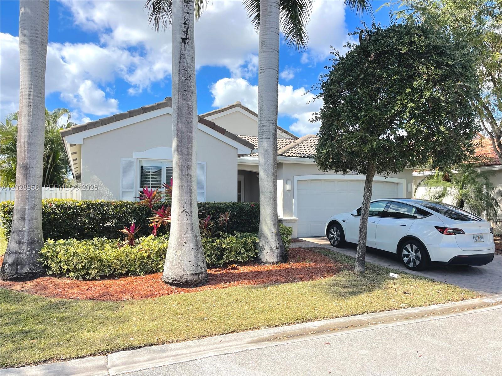 BANYAN OAKRIDGE PLAT - Residential Lease