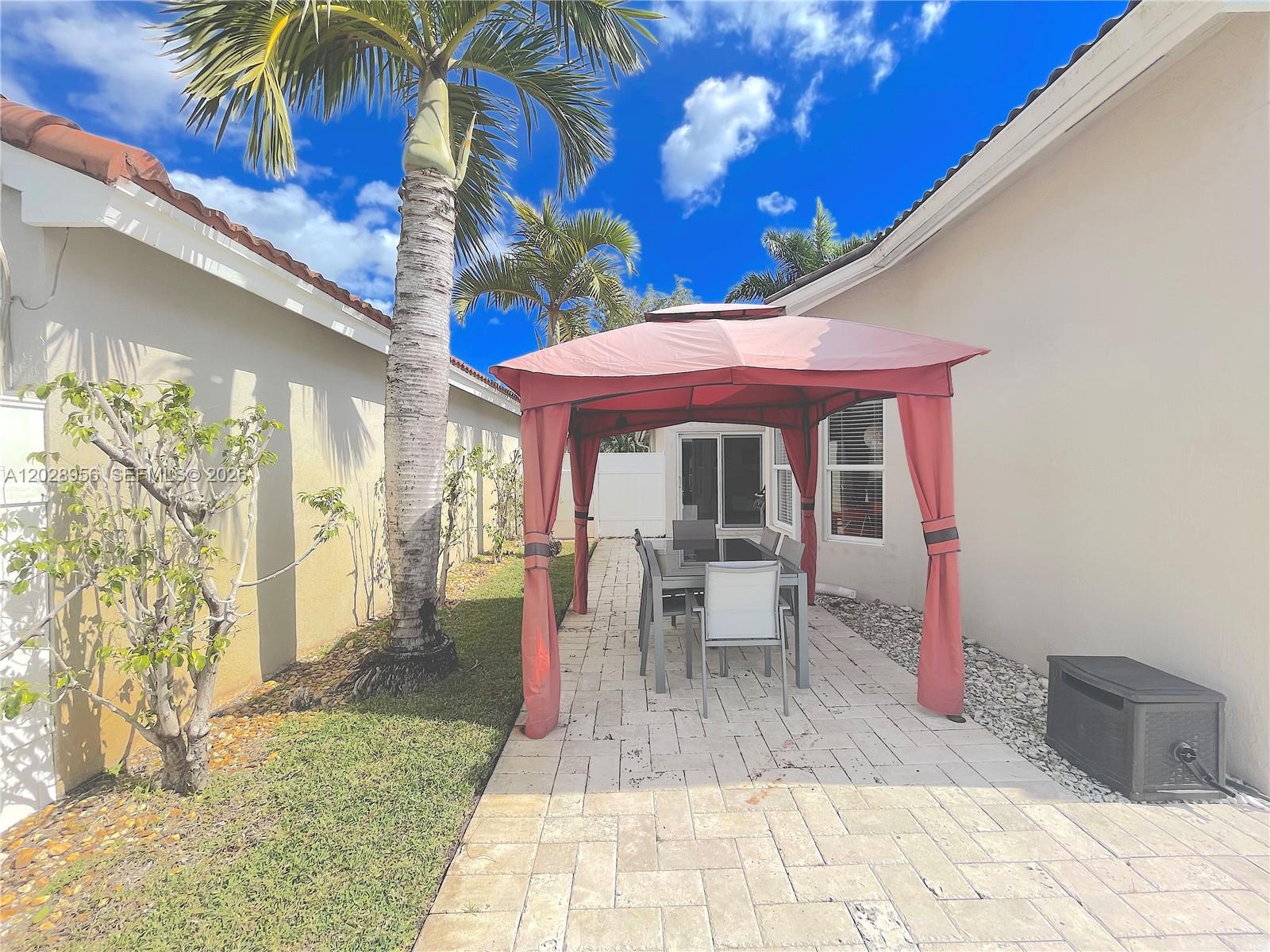 BANYAN OAKRIDGE PLAT - Residential Lease