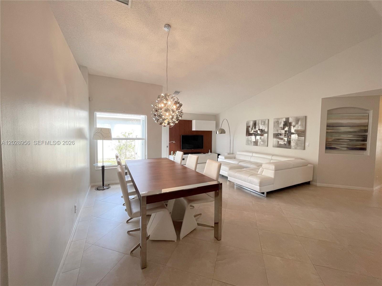 BANYAN OAKRIDGE PLAT - Residential Lease