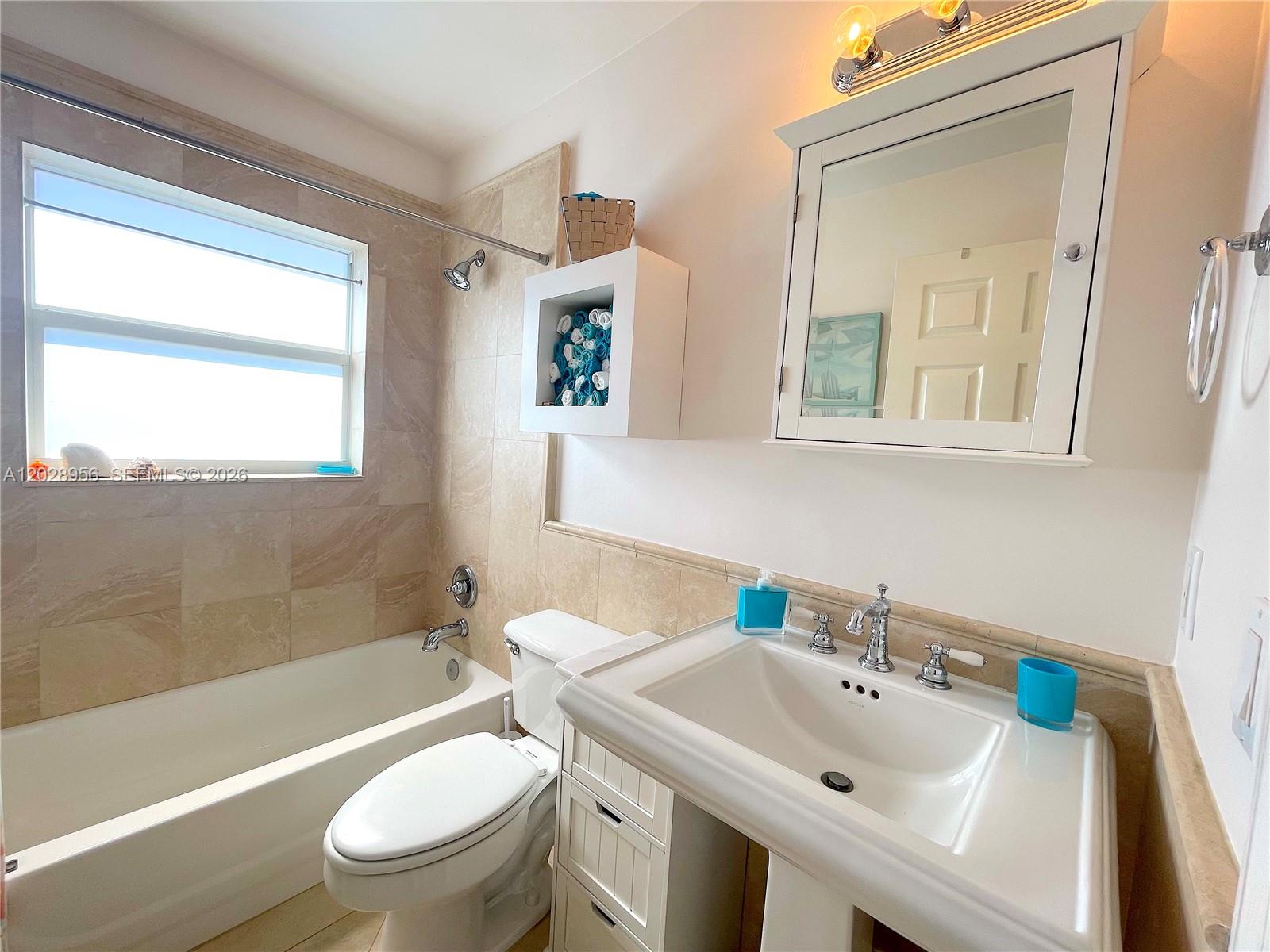 BANYAN OAKRIDGE PLAT - Residential Lease