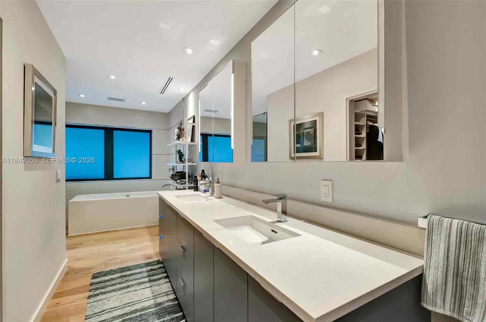 MID GOLF SUB - Residential