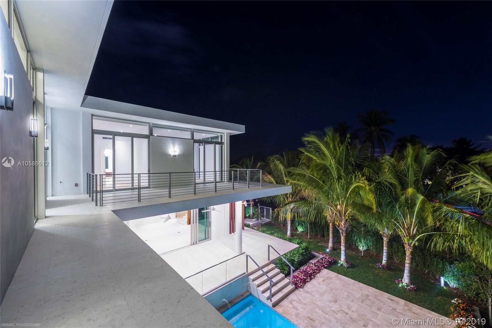 TROPICAL ISLE HOMES SUB 4 - Residential